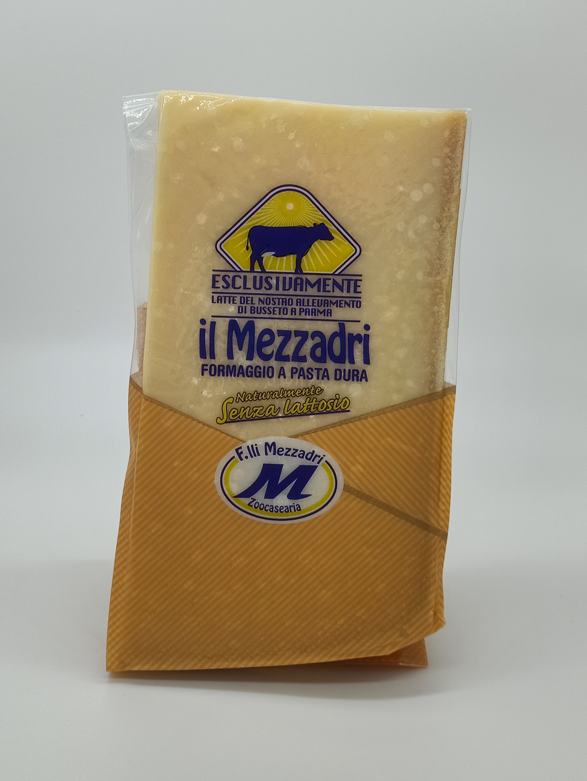 n.1 pezzo di formaggio "Il Mezzadri" stagionato 72 mesi da 1 kg